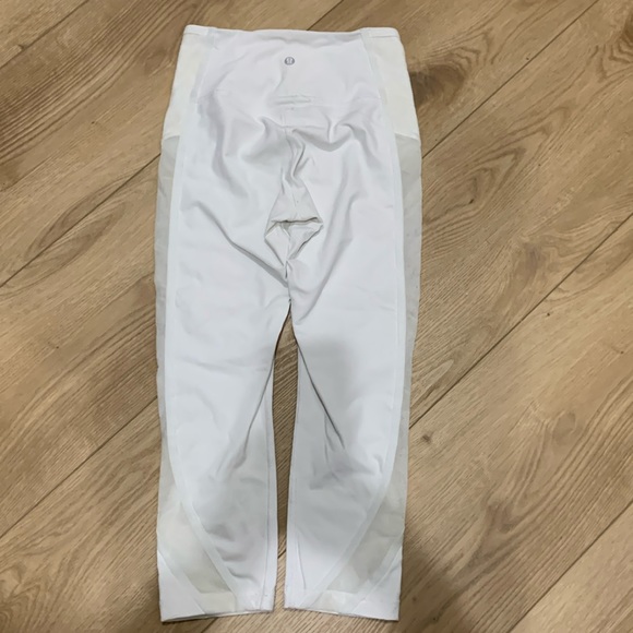Lululemon rare pattern capri leggings - Picture 2 of 10